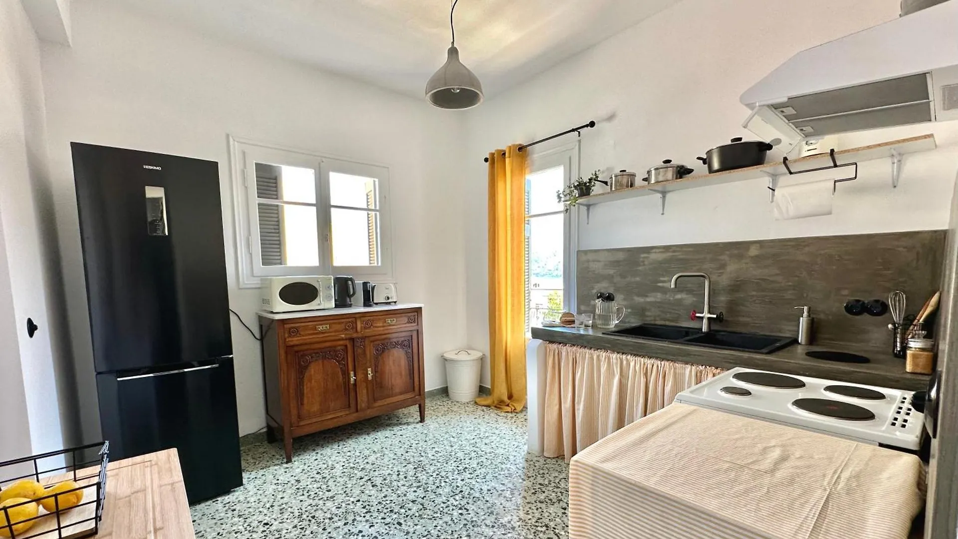 Apartamento The Lassis 15 House Argostoli  Grécia
